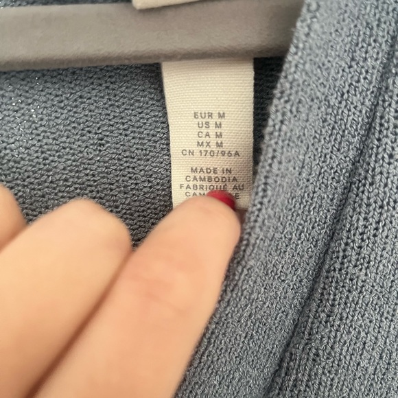 Short sleeve flowy knit top - Picture 2 of 2